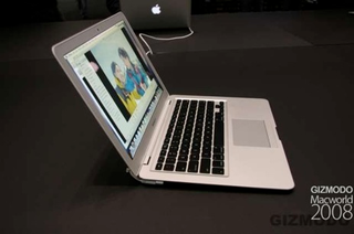 Illustration for article titled MacBook Air Hands-on